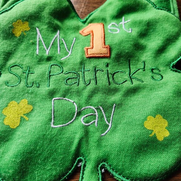 ADORABLE My First St. Patrick's Day BABY Bib Shamrock Four Leaf Clover - Picture 3 of 5